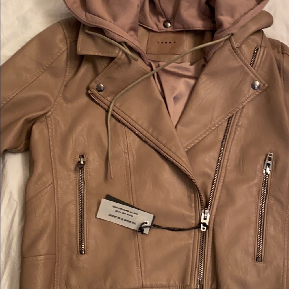 BlankNYC Meant to Be Moto Jacket - Picture 7 of 8